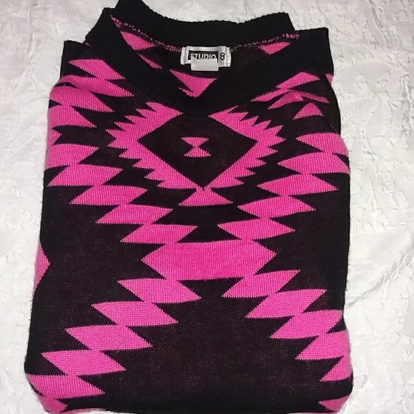 Sweater - Picture 3 of 3